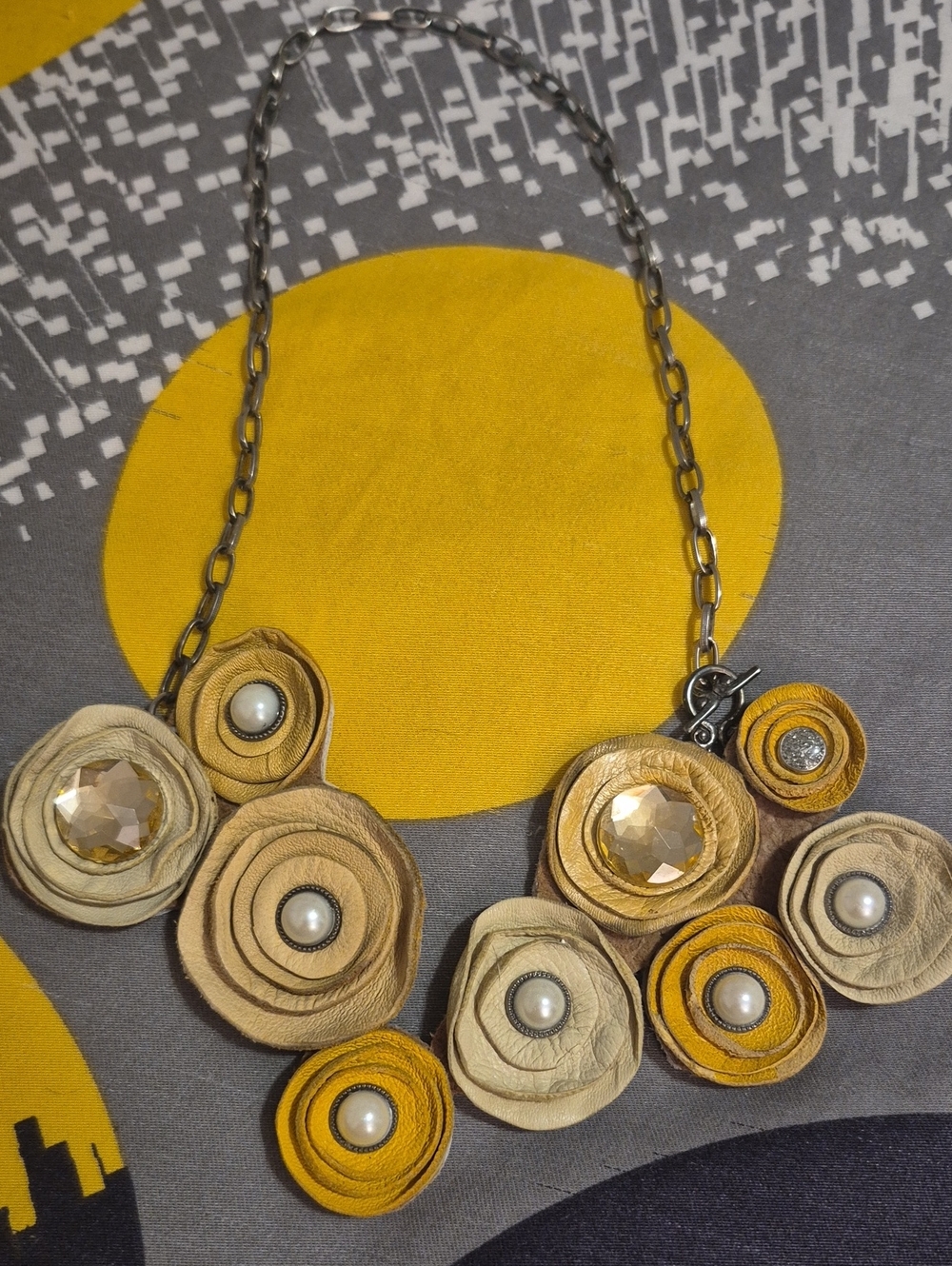 Yellow & Beige Floral Pearl Chain Necklace